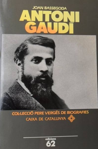  Antoni Gaudí