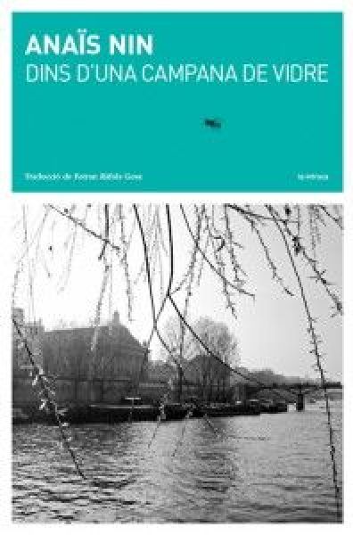  Dins d'una campana de vidre