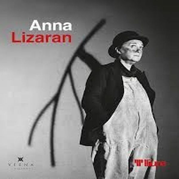  Anna Lizaran
