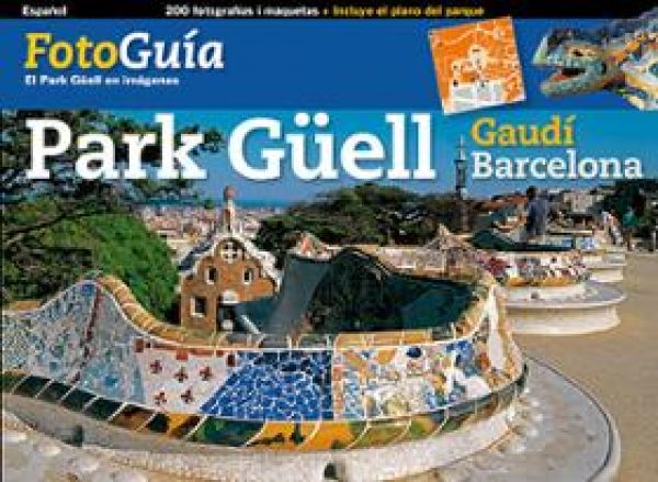  Park Güell :